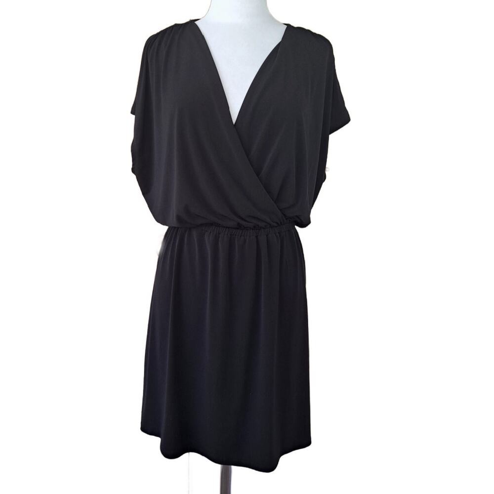 TOMMY BAHAMA Black Jersey V-neck Dress Size Large Faux Wrap Short Sleeve - Picture 5 of 9